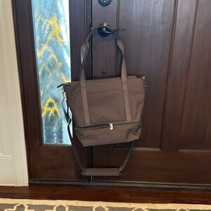 Lo and Sons Catalina Day Tote